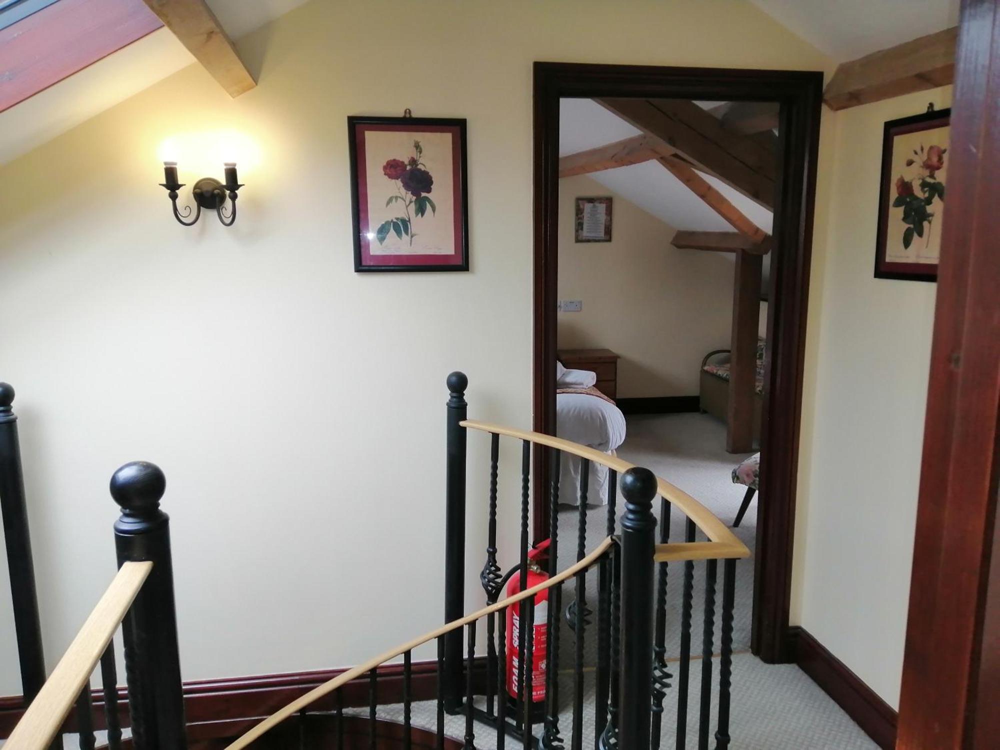 فيلا The Old Stables Self Catering ساليزبري المظهر الخارجي الصورة