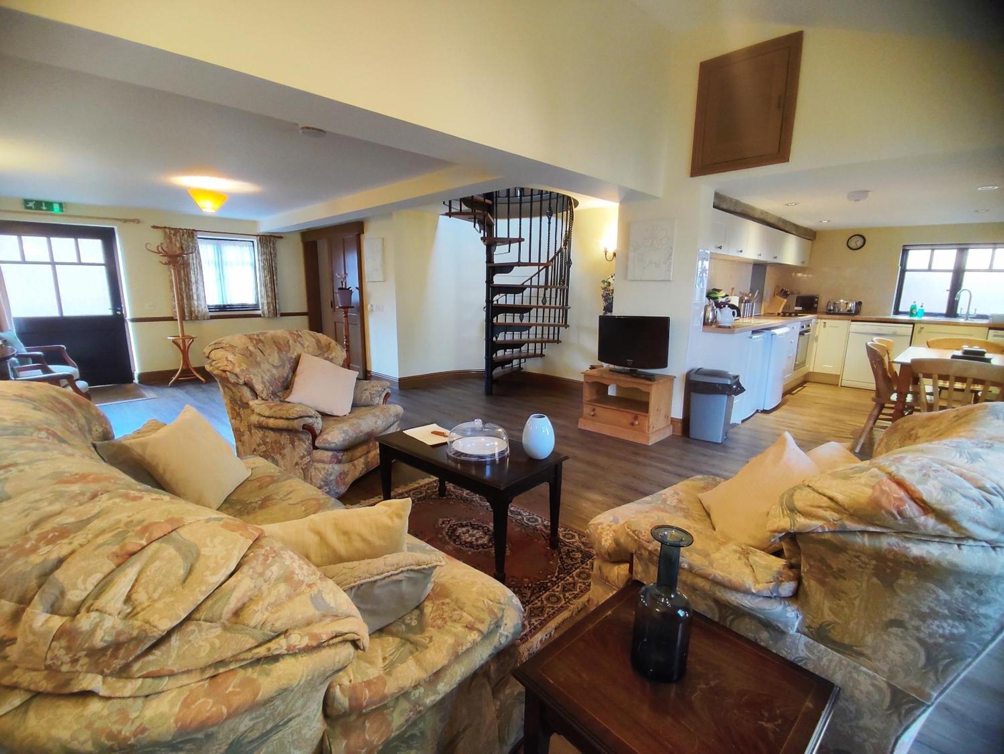 فيلا The Old Stables Self Catering ساليزبري المظهر الخارجي الصورة
